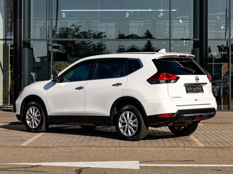 2020 Nissan X-Trail III Рестайлинг, белый, 2015000 рублей, вид 4