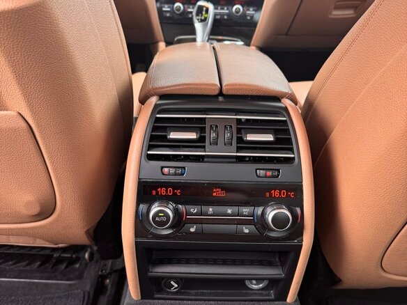 2015 BMW 7 серии 730d xDrive V (F01/F02/F04) Рестайлинг, чёрный, 2400000 рублей - вид 19