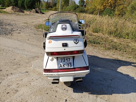 1999 Honda GL 1500 Gold Wing, белый, 550000 рублей, вид 4