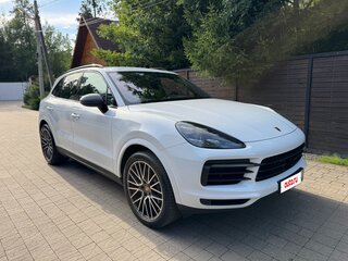 2019 Porsche Cayenne III, белый, 6900000 рублей, вид 2
