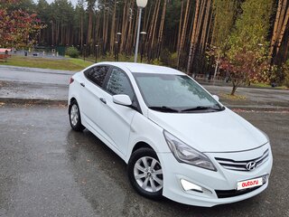 2015 Hyundai Solaris I Рестайлинг, белый, 840000 рублей, вид 3