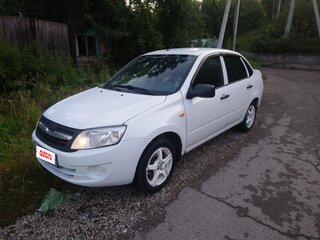 2013 Lada (ВАЗ) Granta I, белый, 395000 рублей, вид 1