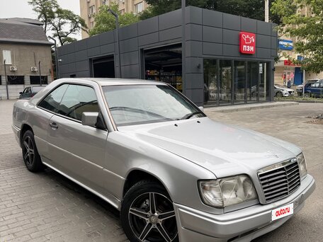 1989 Mercedes-Benz W124 230, серебристый, 495000 рублей, вид 2