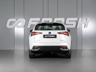 2020 Lexus NX 200 I Рестайлинг, белый, 3999000 рублей, вид 4