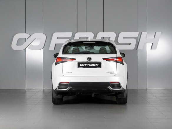 2020 Lexus NX 200 I Рестайлинг, белый - вид 3