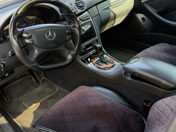2004 Mercedes-Benz CLK-Класс 200 II (W209), чёрный, 950000 рублей - вид 4