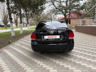 2014 Volkswagen Polo V, чёрный, 1000001 рублей, вид 3