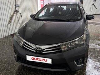 2014 Toyota Corolla XI (E160, E170, E180), серый, 1230000 рублей, вид 2