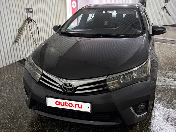 2014 Toyota Corolla XI (E160, E170, E180), серый, 1230000 рублей - вид 1