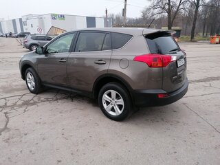 2013 Toyota RAV4 IV (XA40), коричневый, 1800000 рублей, вид 3