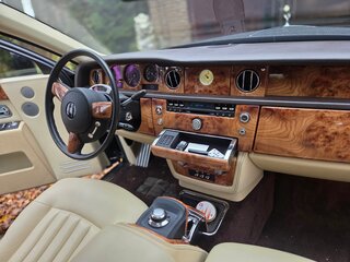 2007 Rolls-Royce Phantom VII, пурпурный, 40000000 рублей, вид 1