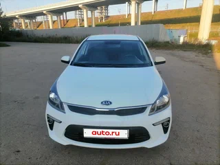 2018 Kia Rio IV, белый, 1300000 рублей, вид 1