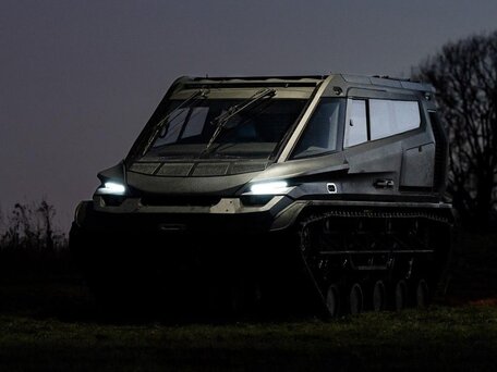 2025 Visuva Tank, синий, 33000000 рублей, вид 3
