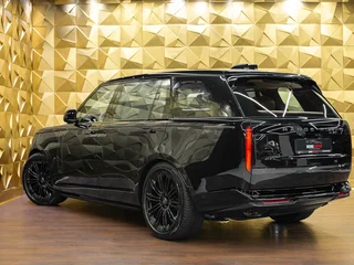 2025 Land Rover Range Rover P530 MHEV Long V, чёрный, 26500000 рублей, вид 2