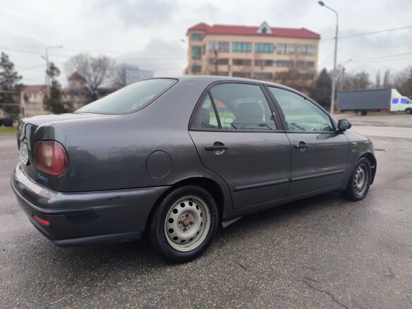 1997 Fiat Marea, серый, 350000 рублей - вид 9