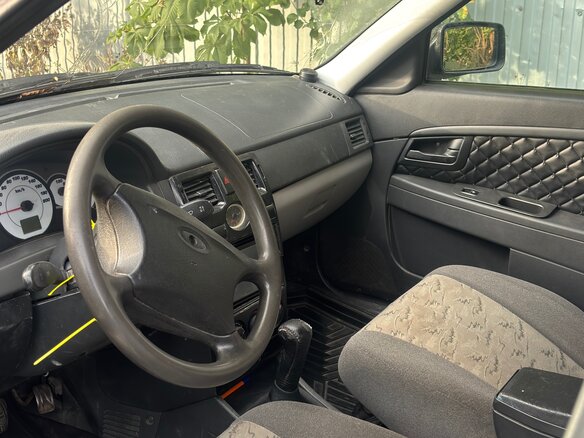 2008 Lada (ВАЗ) Priora I, чёрный, 145000 рублей - вид 3