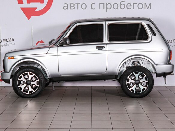 2019 Lada (ВАЗ) 2121 (4x4) Urban I Рестайлинг, серебристый, 680000 рублей - вид 5