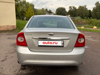 2008 Ford Focus II Рестайлинг, серебристый, 475000 рублей, вид 4