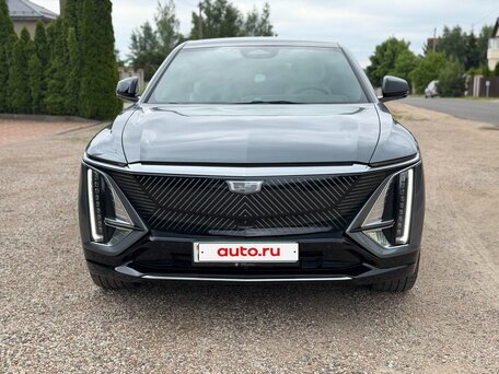 2023 Cadillac Lyriq, серебристый, 3900000 рублей, вид 1
