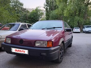 1990 Volkswagen Passat B3, красный, 129000 рублей, вид 1
