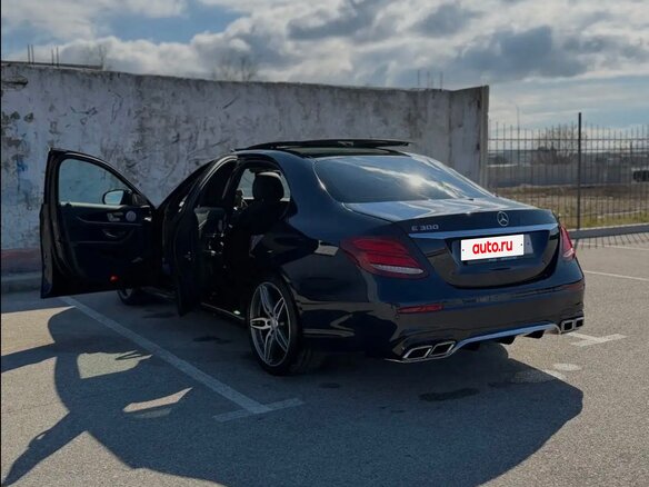 2016 Mercedes-Benz E-Класс 300 V (W213, S213, C238), синий, 3450000 рублей - вид 5