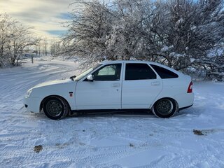 2013 Lada (ВАЗ) Priora I Рестайлинг, белый, 380000 рублей, вид 3