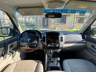 2019 Mitsubishi Pajero IV Рестайлинг 2, белый, 3500000 рублей, вид 2