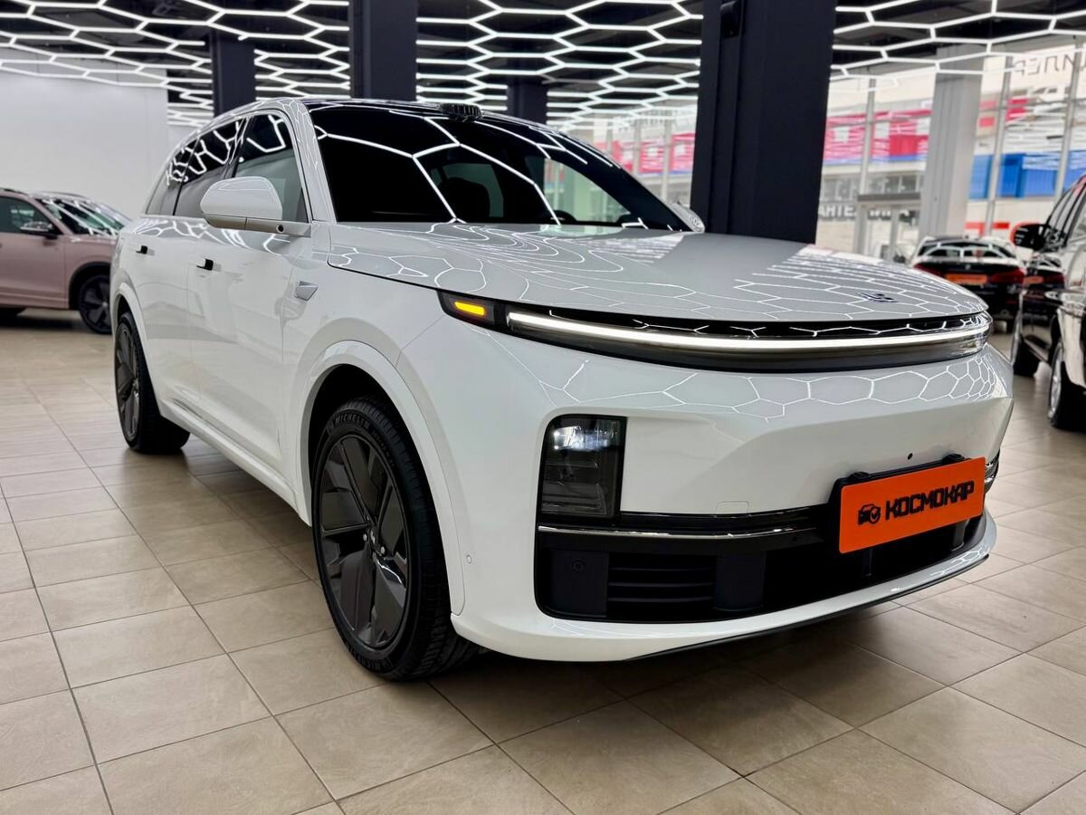 Открыть фотографии: Li Auto (Lixiang) L7 I Рестайлинг