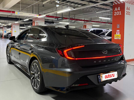 2022 Hyundai Sonata VIII (DN8), чёрный, 2295000 рублей, вид 5