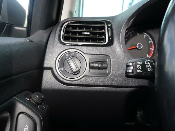 2019 Volkswagen Polo V Рестайлинг, серый - вид 19