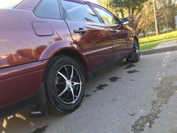 1994 Volkswagen Passat B4, красный, 230000 рублей - вид 5