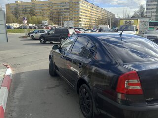 2008 Skoda Octavia II (A5), чёрный, 430000 рублей, вид 4
