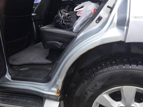 2011 Mitsubishi Pajero IV Рестайлинг 1, серебристый, 2100000 рублей - вид 14