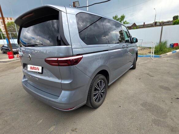 2023 Volkswagen Multivan T7, серый, 6620000 рублей - вид 2