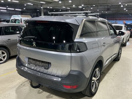 2022 Peugeot 5008 II Рестайлинг, серый, 2319000 рублей, вид 5