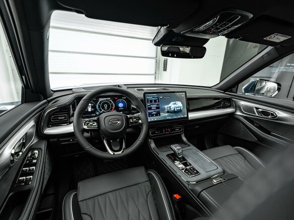 2026 GAC GS8 II, чёрный, 4949000 рублей - вид 4