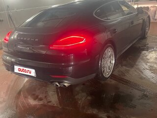 2013 Porsche Panamera 4S Executive I Рестайлинг, чёрный, 3700000 рублей, вид 3