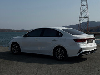 2024 Kia K3 III (BL7), белый, 1950000 рублей, вид 4