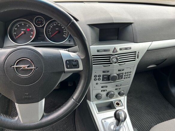 2010 Opel Astra H Рестайлинг, серый, 545000 рублей - вид 13