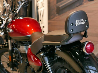 2025 Royal Enfield Meteor, красный, 528000 рублей, вид 3