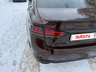 2017 Lexus ES 250 VI Рестайлинг, коричневый, 3150000 рублей, вид 5