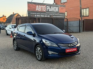2016 Hyundai Solaris I Рестайлинг, синий, 900000 рублей, вид 1