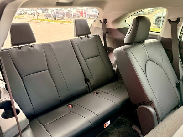 2026 Toyota Highlander IV (XU70), чёрный, 5500000 рублей - вид 29