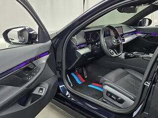 2023 BMW 5 серии 530i xDrive VIII (G60/G61/G68), синий, 6380000 рублей, вид 3