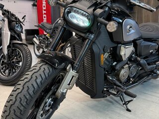 2026 QJMotor SRV 600 V, чёрный, 649000 рублей, вид 5