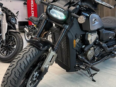 2026 QJMotor SRV 600 V, чёрный, 649000 рублей, вид 5