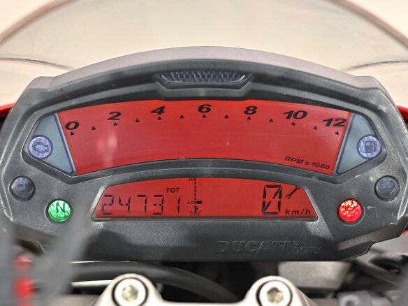 2009 Ducati Monster 696, красный, 429000 рублей - вид 8
