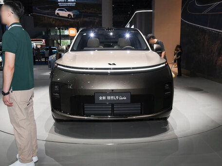 2026 Li Auto (Lixiang) L9 II, коричневый, 12545000 рублей, вид 2