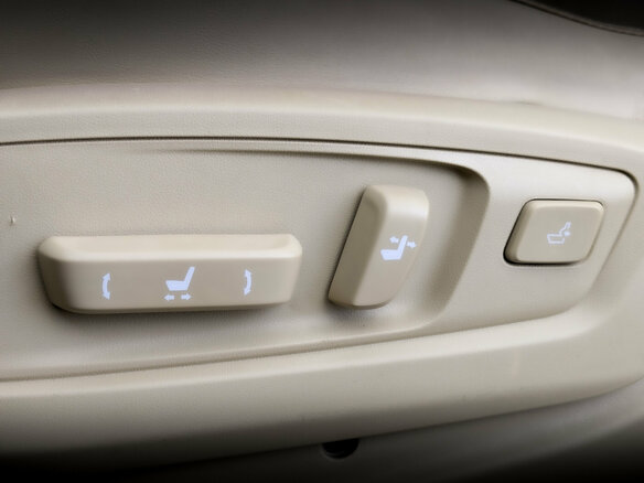 2014 Lexus ES 250 VI, коричневый, 2490000 рублей - вид 19