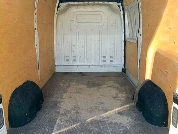 2015 Renault Master, белый, 2300000 рублей - вид 1